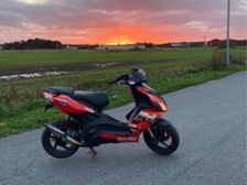 Aprilia SR