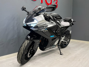 CFMOTO 675SR-R