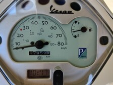 Vespa LX