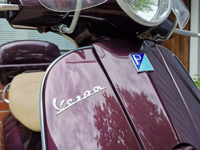 Vespa LX