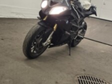 BMW S
