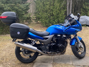 Kawasaki ZR-7S