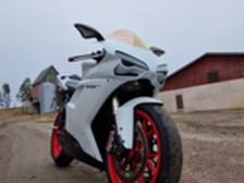 Ducati 848
