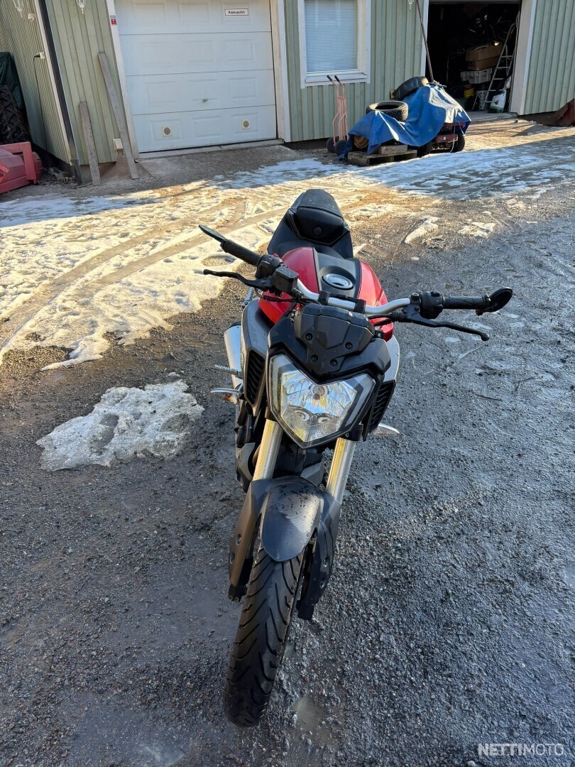 4 / 9