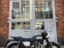 Kawasaki W
