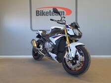 BMW S