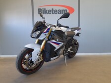 BMW S