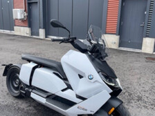BMW CE 04