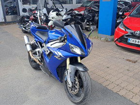 Yamaha YZF-R1