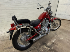Suzuki Intruder