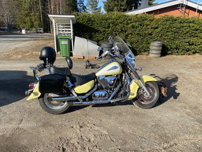 Suzuki Intruder