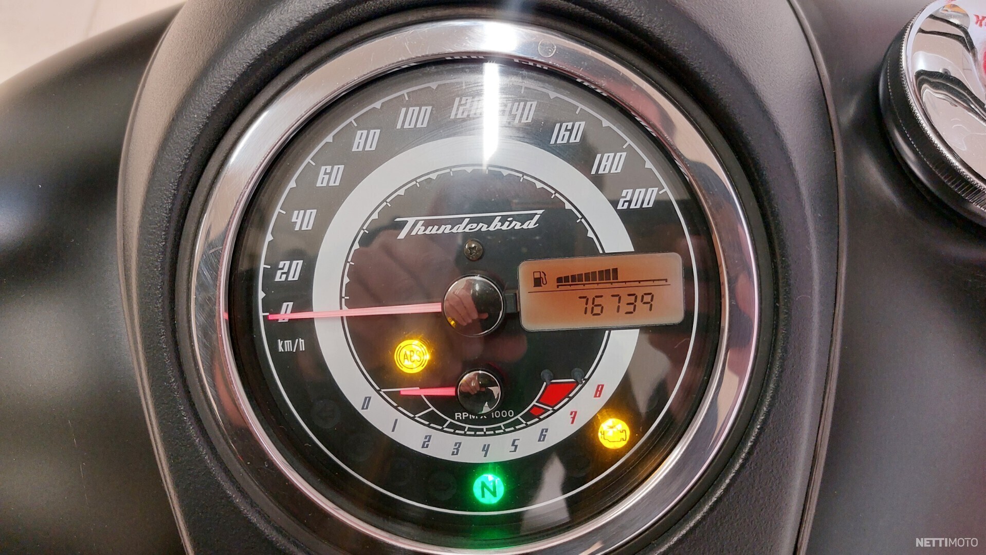 10 / 11