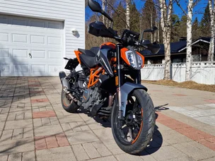 KTM 390