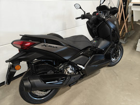 Yamaha X-MaX