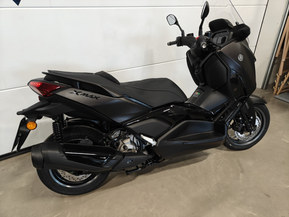 Yamaha X-MaX