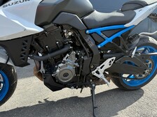 Suzuki GSX-8S
