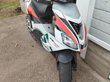 Aprilia SR