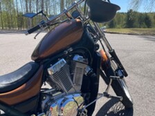 Suzuki Intruder
