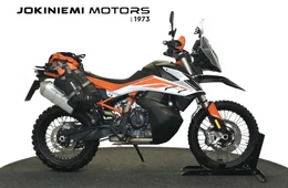 KTM 790