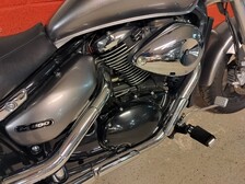 Suzuki Intruder