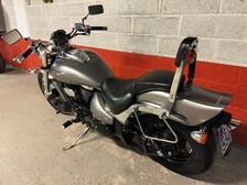 Suzuki Intruder