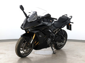 Suzuki GSX-S