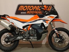KTM 890