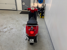 Vespa LX