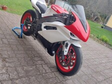 Yamaha YZF-R1
