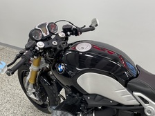 BMW R