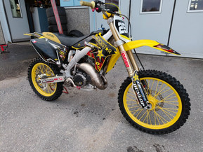 Suzuki RM