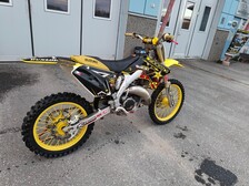 Suzuki RM