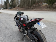 BMW S