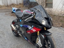 BMW S