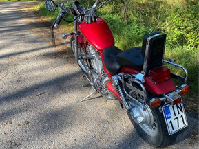Suzuki VS