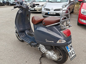 Vespa LX