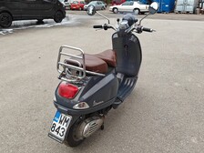 Vespa LX