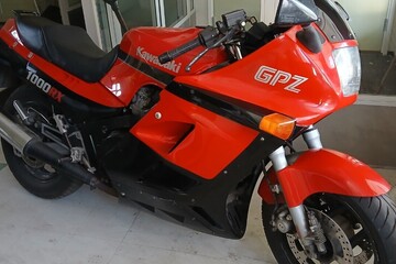 Kawasaki GPZ