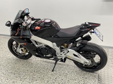 Aprilia RSV4