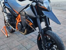 KTM 690