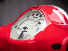 Vespa LX