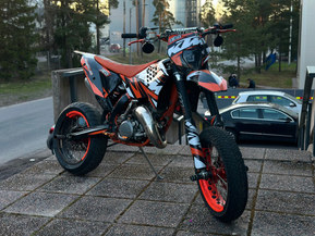 KTM 125