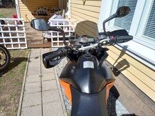 KTM 990