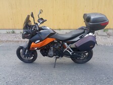 KTM 990