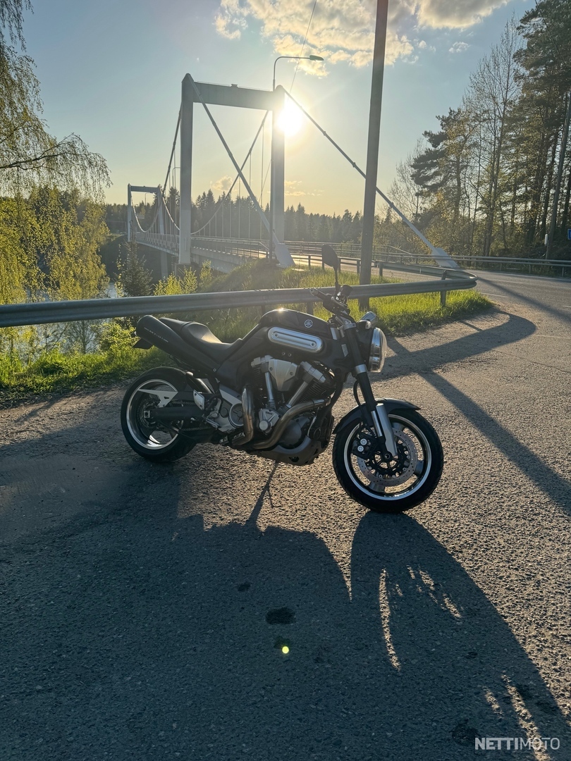 5 / 11