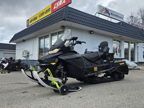 Ski-Doo Expedition