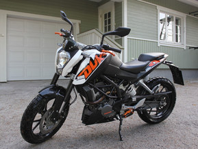 KTM 200