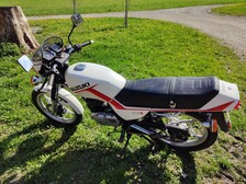 Suzuki GS