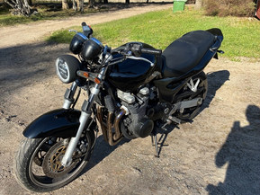 Kawasaki ZR-7