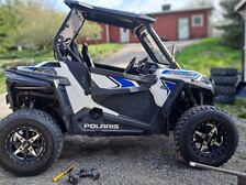 Polaris RZR
